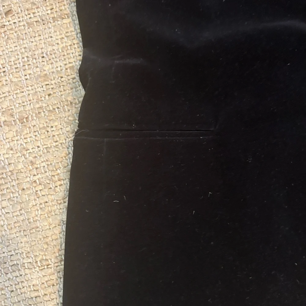 Theory Black Velvet and Satin Blazer Size 12 - Picture 9 of 16